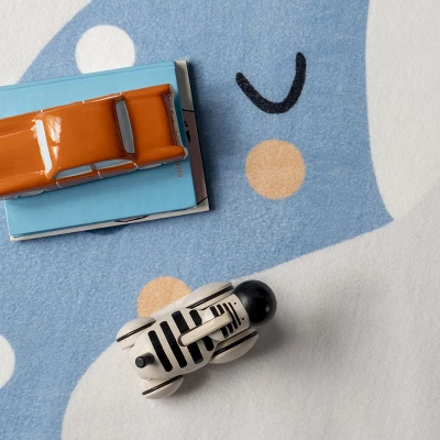 NuLOOM Ariella Giraffe Kids Machine Washable Area Rug 5 NuLOOM Ariella Giraffe Kids Machine Washable Area Rug - Image 5