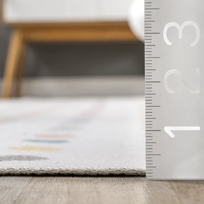 NuLOOM Larissa Machine Washable Kids Polka Dot Area Rug 2 NuLOOM Larissa Machine Washable Kids Polka Dot Area Rug - Image 2