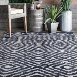 NuLOOM Zaria Diamond Tiles Fringed Indoor/Outdoor Patio Area Rug -Nuloom GUEST 0aae3a8f 27cc 454d 8c0e 004c2a0fddc7