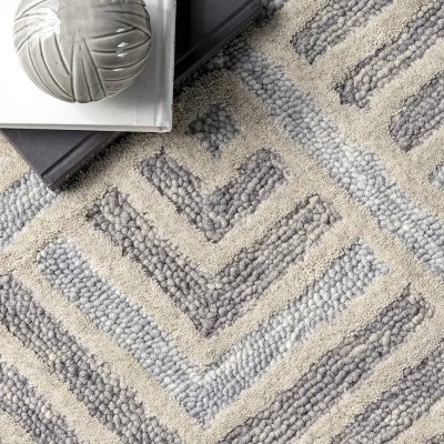 NuLOOM Taytum Handmade Wool Diamond Trellis Area Rug 5 NuLOOM Taytum Handmade Wool Diamond Trellis Area Rug - Image 5