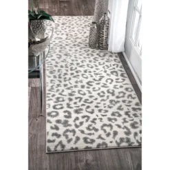 NuLOOM Annette Modern Leopard Print Area Rug