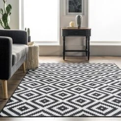 NuLOOM Kellee Machine Washable Modern Diamonds Area Rug -Nuloom GUEST 19d6a769 a1e3 44a6 a9e1 eb215f6e0737
