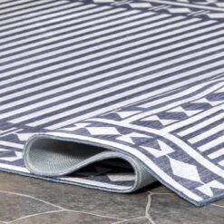 NuLOOM Lacie Multi Striped Machine Washable Indoor/Outdoor Patio Area Rug -Nuloom GUEST 1a9a85cc e4e1 473a a3f4 7ab99965dca7