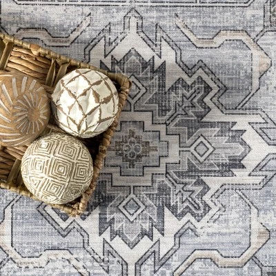 NuLOOM Britt Stain Repellent Machine Washable Area Rug 5 NuLOOM Britt Stain Repellent Machine Washable Area Rug - Image 5