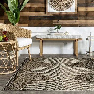 NuLOOM Mandie Modern Zebra Indoor/Outdoor Patio Area Rug 7 NuLOOM Mandie Modern Zebra Indoor/Outdoor Patio Area Rug - Image 7