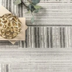 NuLOOM Violet Modern Abstract Linework Area Rug 12 NuLOOM Violet Modern Abstract Linework Area Rug -Nuloom GUEST 1fa2a197 468d 4a1f 8fcb 340934a6771e