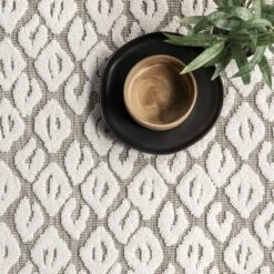 NuLOOM Stacey Textured Modern Geometric Indoor/Outdoor Patio Area Rug -Nuloom GUEST 21fcc865 eba0 484b 9f15 ff6172c8a0b4