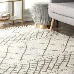 NuLOOM Alara Modern Trellis Tassel Area Rug -Nuloom GUEST 221844c4 77b2 4df0 b76f 9178340a6e2b