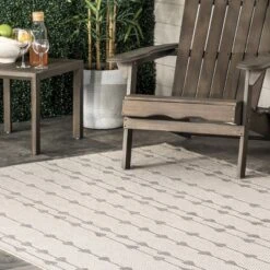 NuLOOM Kiernan Vertical Teardrop Stripe Indoor And Outdoor Area Rug -Nuloom GUEST 2a361a08 5ef0 46ba b221 fbd95a7bac51