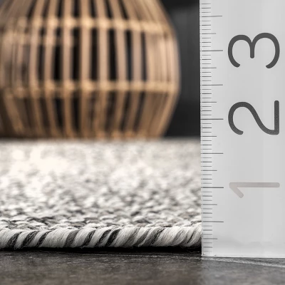 NuLOOM Stacey Textured Modern Geometric Indoor/Outdoor Area Rug 2 NuLOOM Stacey Textured Modern Geometric Indoor/Outdoor Area Rug - Image 2