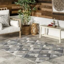 NuLOOM Gale Geometric Indoor/Outdoor Patio Area Rug