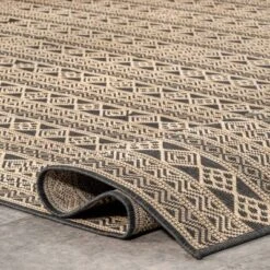Devon Geometric Striped Indoor And Outdoor Area Rug - NuLOOM -Nuloom GUEST 2c56b9fb 29d8 44f9 bc29 288d9e779699