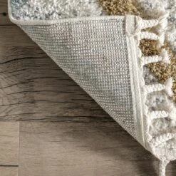 Lillie Abstract Diamond Kids Tassel Area Rug -Nuloom GUEST 35f5cd2a 9d9e 42bc b17b 24df3d40f757