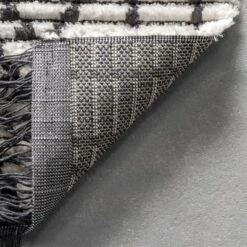 NuLOOM Tatiana Soft Shaggy Textured Modern Diamond Fringe Area Rug -Nuloom GUEST 4073b06f 0bf3 48a9 82ba 37decedfcfbe