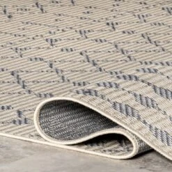 NuLOOM Reina Modern Trellis Indoor/Outdoor Area Rug 13 NuLOOM Reina Modern Trellis Indoor/Outdoor Area Rug -Nuloom GUEST 424677e8 2991 49e2 9e71 9196d88c1b1a