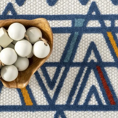 NuLOOM Pennie Moroccan Transitional Indoor/Outdoor Area Rug 5 NuLOOM Pennie Moroccan Transitional Indoor/Outdoor Area Rug - Image 5