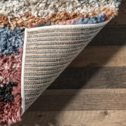 Aidan Diamond Striped Kids Shag Area Rug -Nuloom GUEST 5f2e1a1e f1cf 43c3 b54e 5ab408e832d0