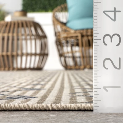 NuLOOM Reina Modern Trellis Indoor/Outdoor Area Rug 2 NuLOOM Reina Modern Trellis Indoor/Outdoor Area Rug - Image 2