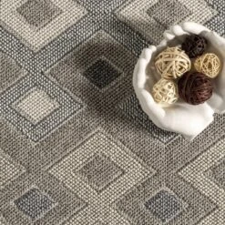 NuLOOM Kris Transitional Diamond Indoor/Outdoor Patio Area Rug 15 NuLOOM Kris Transitional Diamond Indoor/Outdoor Patio Area Rug -Nuloom GUEST 69312d11 0539 43c0 8a52 257891bea774