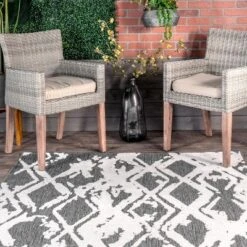 NuLOOM Blaire Textured Lattice Indoor/Outdoor Patio Area Rug -Nuloom GUEST 767f36be 2668 4b45 adcd 2ca8be5e6e12
