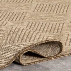 NuLOOM Freda Casual Geometric Indoor/Outdoor Patio Area Rug -Nuloom GUEST 7a1c896d 1c40 4a5a a203 48fea3c3e909