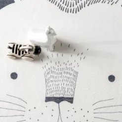 NuLOOM Kinslee Modern Lion Machine Washable Kids Area Rug 13 NuLOOM Kinslee Modern Lion Machine Washable Kids Area Rug -Nuloom GUEST 7cc1791b 56b6 47cb b06a 8edb946d7fc1