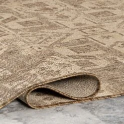 NuLOOM Toyah Southwestern Indoor/Outdoor Patio Area Rug -Nuloom GUEST 82a81073 3cc6 4aa4 86e0 1c07af956188