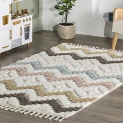 Sage Wavy Stripes Kids Tassel Area Rug -Nuloom GUEST 89f0332f d786 4ff2 981f 66f3bf8c9f12