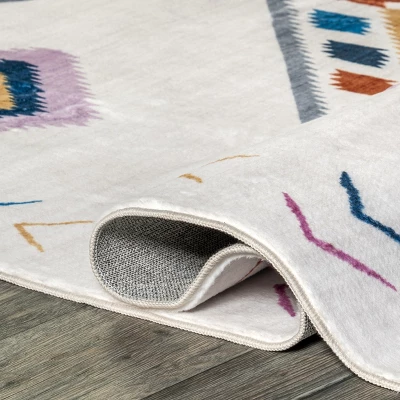 NuLOOM Marj Southwestern Kids Machine Washable Area Rug 3 NuLOOM Marj Southwestern Kids Machine Washable Area Rug - Image 3