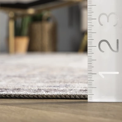 NuLOOM Glenda Machine Washable Faded Medallion Area Rug 2 NuLOOM Glenda Machine Washable Faded Medallion Area Rug - Image 2