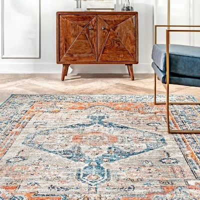 NuLOOM Brynn Petalled Medallion Area Rug 3 NuLOOM Brynn Petalled Medallion Area Rug - Image 3