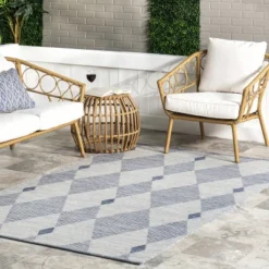 NuLOOM Catja Geometric Indoor/Outdoor Patio Area Rug