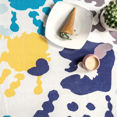 NuLOOM Pinkie Machine Washable Handprint Kids Area Rug 6 NuLOOM Pinkie Machine Washable Handprint Kids Area Rug - Image 6