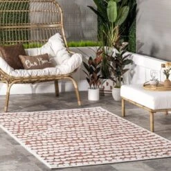 NuLOOM Martha Dotted Indoor/Outdoor Area Rug