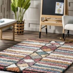 Aidan Diamond Striped Kids Shag Area Rug -Nuloom GUEST a6e352c7 b9c5 49f4 a646 3810f859f92f