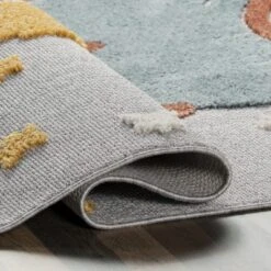 NuLOOM Journee Rocket Ship High-Low Kids Tasseled Area Rug -Nuloom GUEST a8174064 fa6c 4a6a 8c5f 42dc7e8be1da