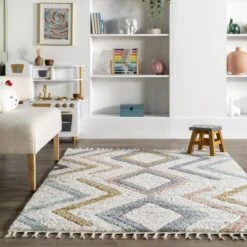 Lillie Abstract Diamond Kids Tassel Area Rug -Nuloom GUEST a9448b4a e4b9 4960 9d95 501aa709e469