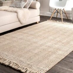Hand Woven Don Jute With Fringe Rug - NuLOOM