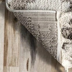 NuLOOM Amalia Southwestern High Low Shaggy Tassel Area Rug 13 NuLOOM Amalia Southwestern High Low Shaggy Tassel Area Rug -Nuloom GUEST b3cd6ab2 667d 41a5 acff e9c093bd00da