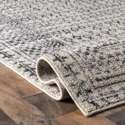 NuLOOM Elodie Distressed Diamonds Area Rug -Nuloom GUEST b8eb136c e48d 4c21 9ba0 4a2a7146f43c