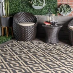 NuLOOM Jayne Geometric Diamond Indoor/Outdoor Area Rug -Nuloom GUEST c90b23e8 f3d3 446e 97e1 dab7cf8b4cae
