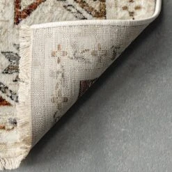 NuLOOM Astrid Traditional Motif Fringe Area Rug -Nuloom GUEST e3400a66 5aed 4d84 a2e7 0f1aaa600581