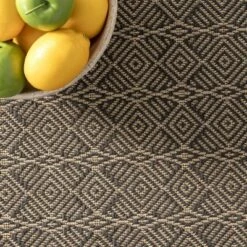 NuLOOM Margo Aztec Diamonds Indoor And Outdoor Area Rug -Nuloom GUEST e4635d9a 4713 4dfb ba5c 2969677612c2