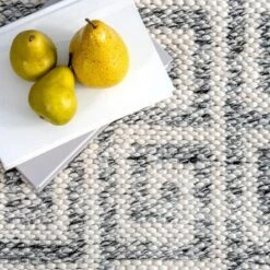 NuLOOM Mckenzie Greek Key Trellis Outdoor Patio Area Rug -Nuloom GUEST e855f5e8 11d6 4819 82d5 45558c0220ee