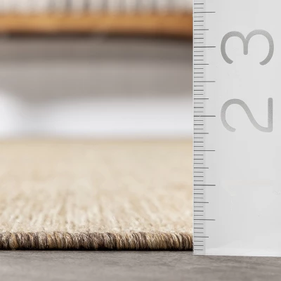 NuLOOM Ray Diamond Indoor/Outdoor Patio Area Rug 2 NuLOOM Ray Diamond Indoor/Outdoor Patio Area Rug - Image 2