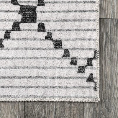 NuLOOM Echo Multi Diamond Machine Washable Area Rug 4 NuLOOM Echo Multi Diamond Machine Washable Area Rug - Image 4