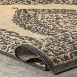 NuLOOM Fiona Medallion Indoor And Outdoor Patio Area Rug -Nuloom GUEST fcd39776 4a21 42a1 b895 20f79ac3221f