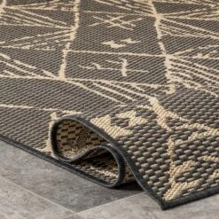 NuLOOM Marlow Geometric Aztec Indoor And Outdoor Patio Area Rug -Nuloom GUEST ffa0ae14 58c0 4b3d 84b7 60c9593295dc